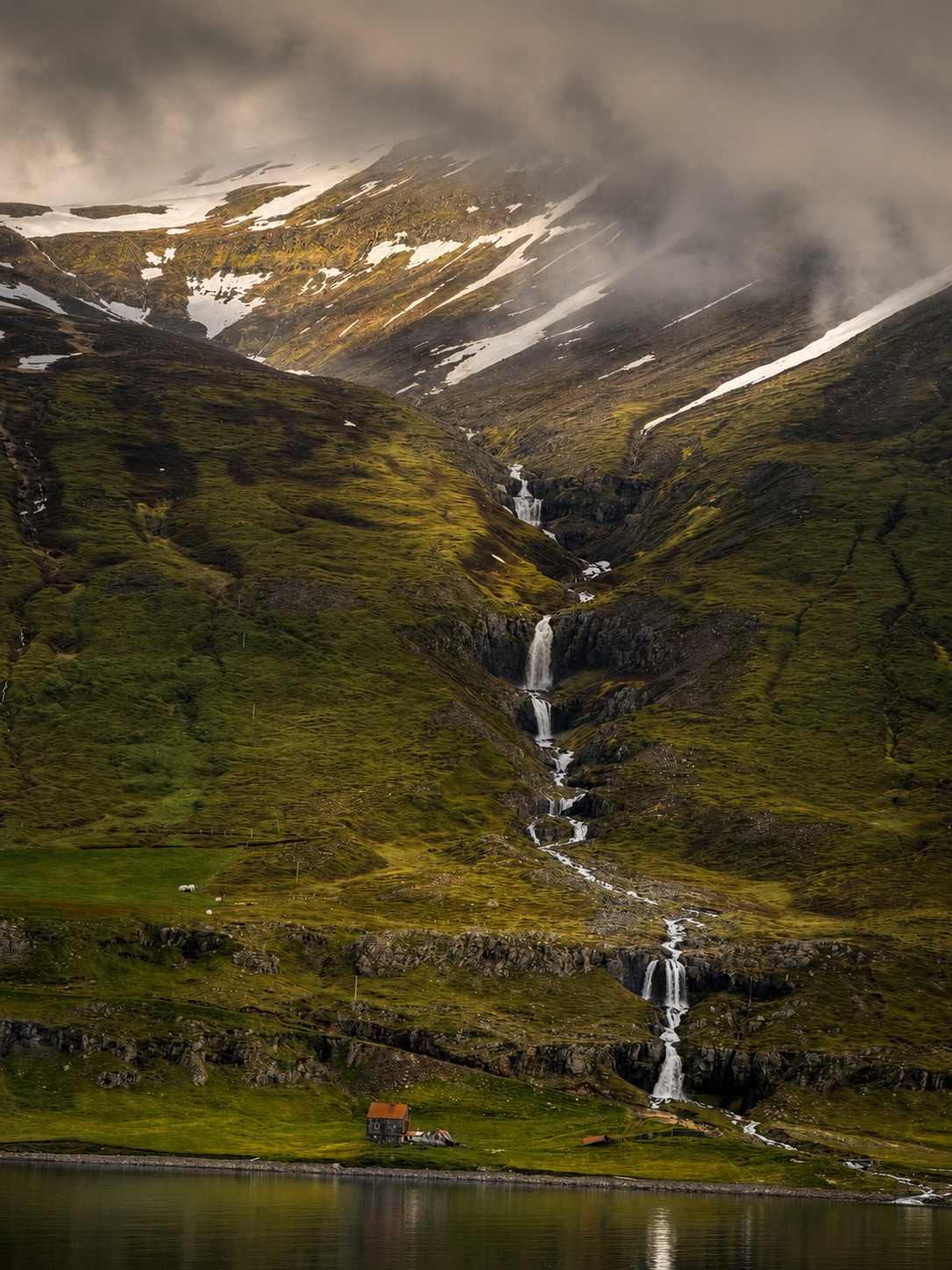 L’eau trace son chemin